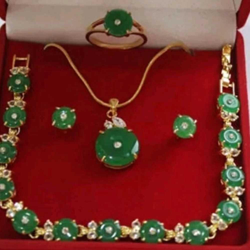 ETHNIC JEWELRY MYSTERY BOX - Picture 3 of 6
